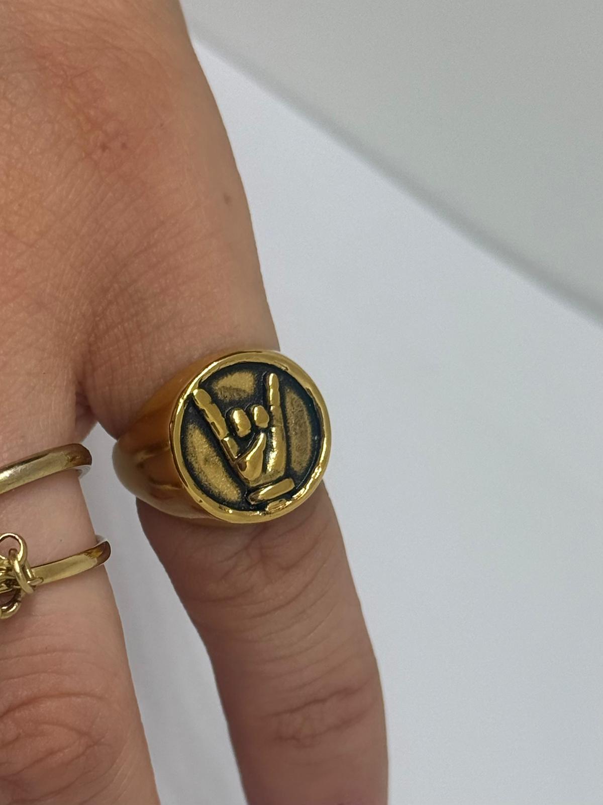 ANELLO SCARAMANTICO