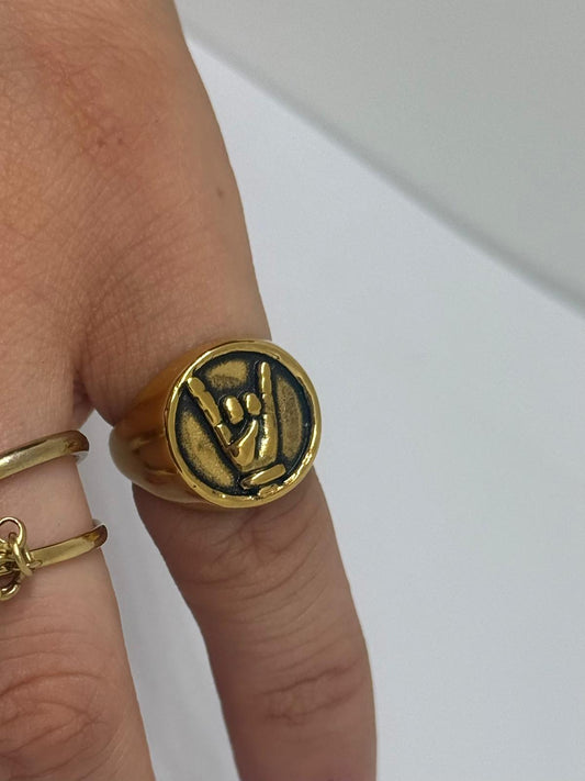 ANELLO SCARAMANTICO